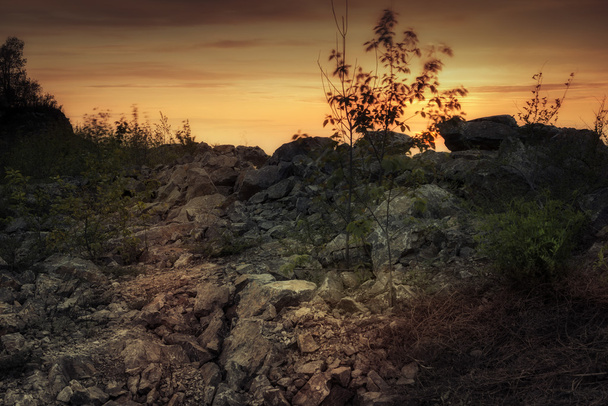 gün batımında kaya - Fotoğraf, Görsel