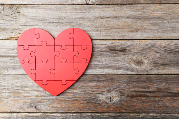 Red puzzle heart - Фото, зображення