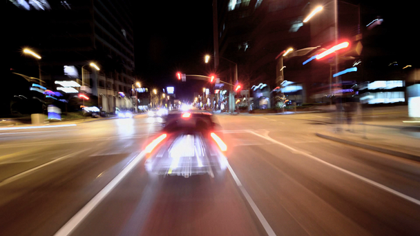 Verkeer in Los Angeles bij nacht - Video