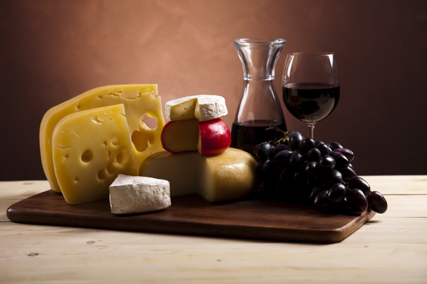 Red wine and cheese - Foto, Imagen