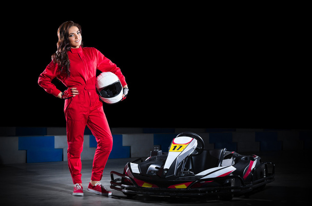 Young girl karting driver - Foto, afbeelding