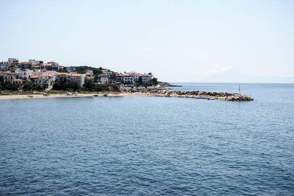 View of the greek city on the coast - Foto, afbeelding