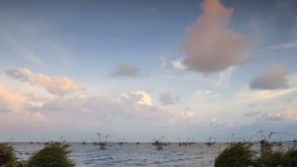Nap tenger este felhő - Felvétel, videó