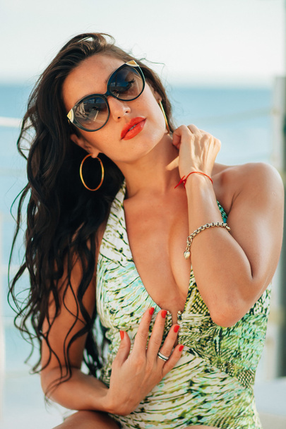 luxury fashion sexy bikini model on sunbed chill out - Φωτογραφία, εικόνα