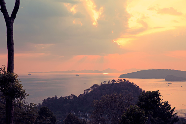 Sunset paisagem à beira-mar
 - Foto, Imagem
