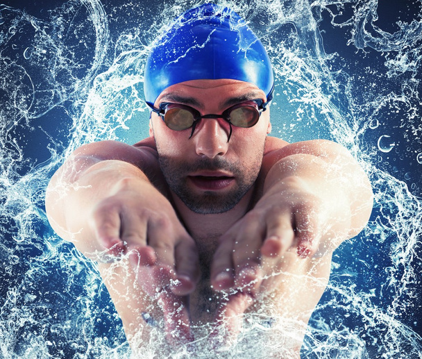 Nadador entra en el agua
 - Foto, imagen