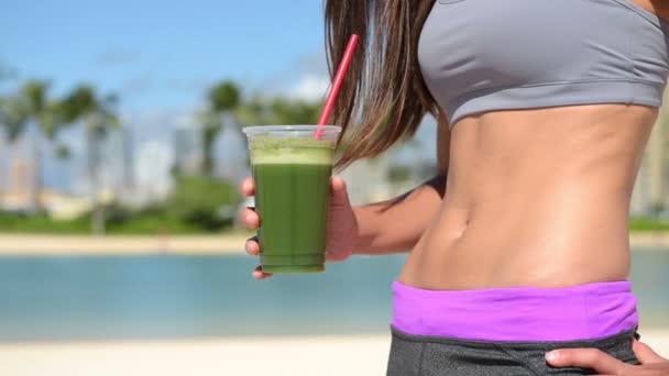 Fit Woman Vegetable Smoothie - Materiaali, video