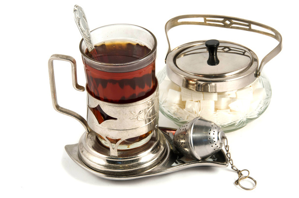 чай и сахарная чаша на подносе
 - Фото, изображение