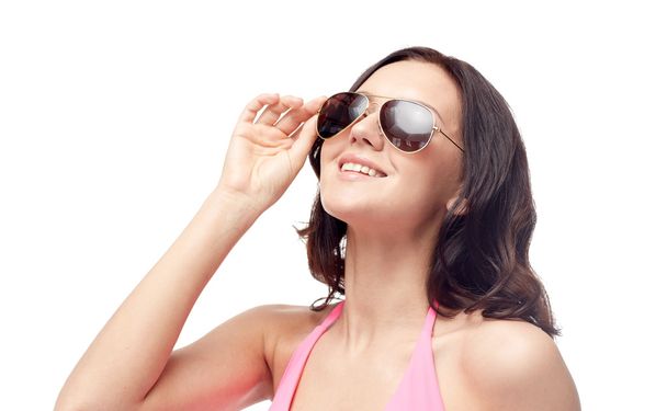 happy woman in sunglasses and swimsuit - Zdjęcie, obraz