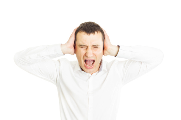 Homme d'affaires frustré fermant les oreilles
 - Photo, image