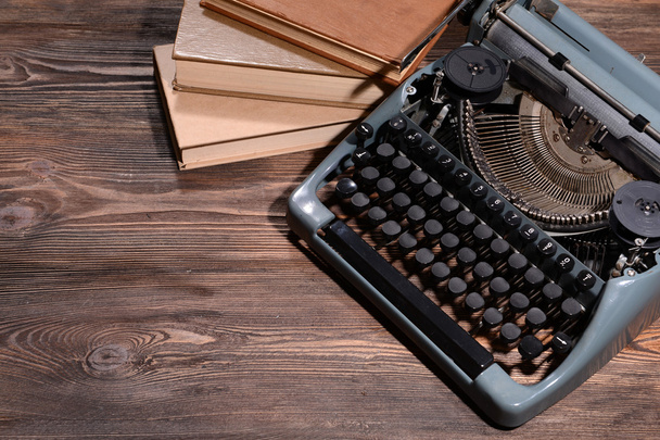 Old retro typewriter on table close-up - Foto, Imagem