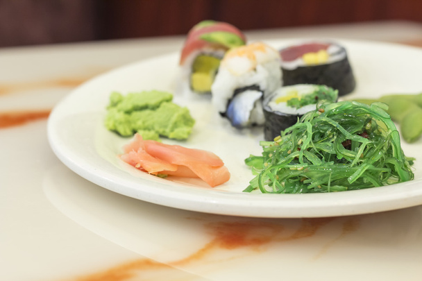 Sushi surtido
 - Foto, imagen