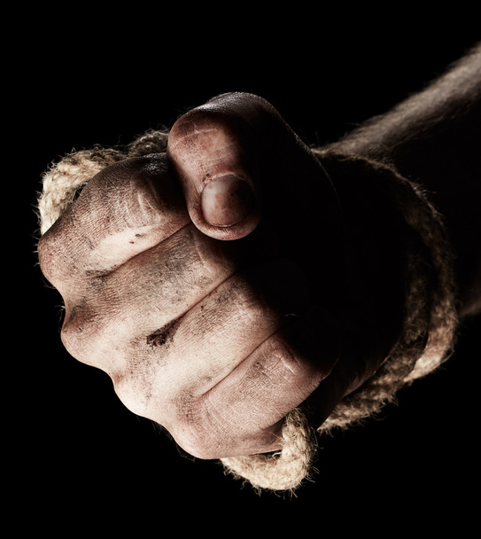Чоловіча рука з мотузкою. агресія зачаття
 - Фото, зображення