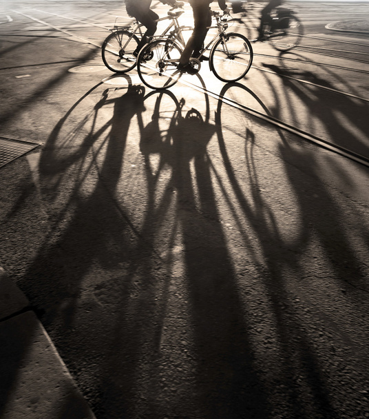 велосипедисти
 - Фото, зображення