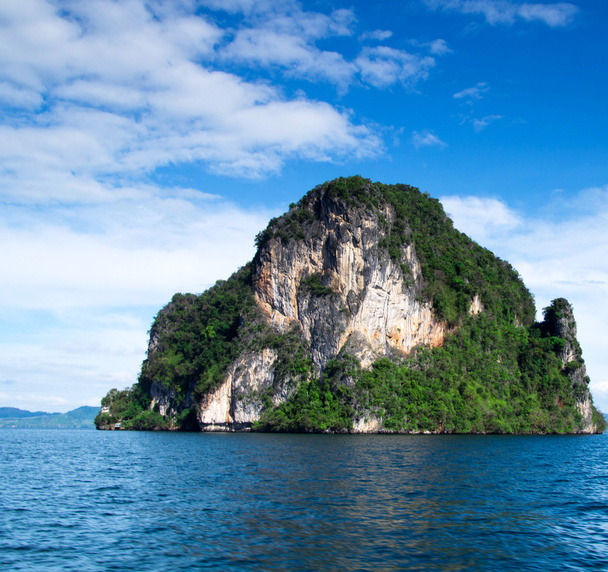 Isola nel mare delle Andamane
 - Foto, immagini
