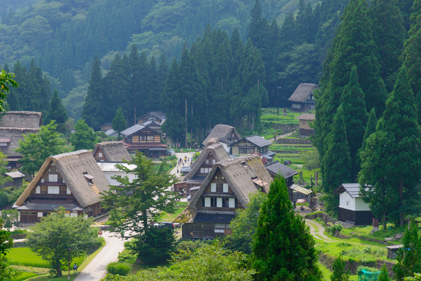 Village de Gassho-zukuri
 - Photo, image