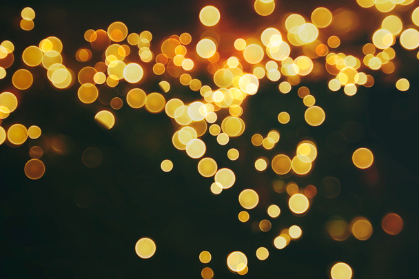 Festive Background with Natural Bokeh and Bright Golden Lights. Винтажный волшебный фон с цветом
 - Фото, изображение