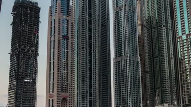 Czas wygaśnięcia drapacz chmur w Dubai - Materiał filmowy, wideo