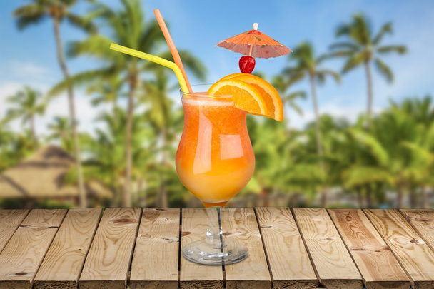 Kokteyl, içki, tropikal içki. - Fotoğraf, Görsel