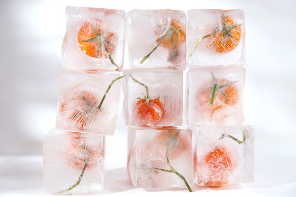 冷凍トマト - 写真・画像