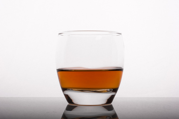 Whisky w szkle - Zdjęcie, obraz