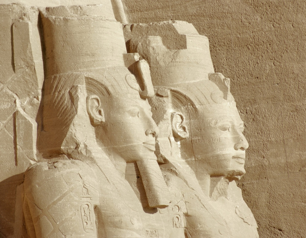 Figuren in abu simbel Tempeln - Foto, Bild