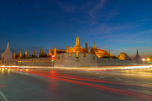 The grand palace in the night - Foto, imagen