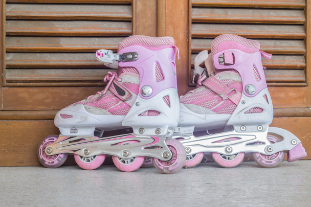 old pink roller skate - Foto, Imagen