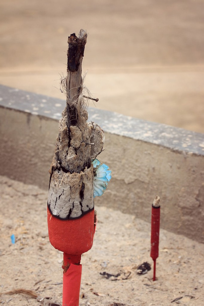 Tapınağı'nda yanan tütsü çubukları - Fotoğraf, Görsel