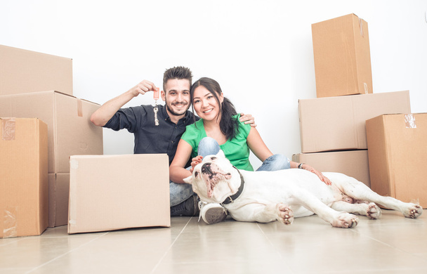 couple moving new home  - Foto, Imagen