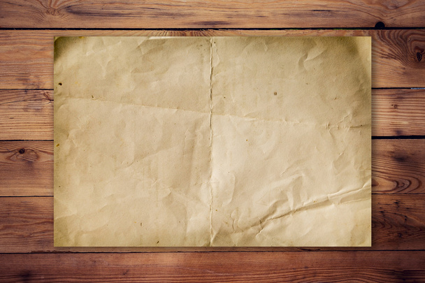 старая бумага на деревянном фоне и текстуре
 - Фото, изображение