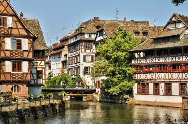 vanhat talot La Petite Ranskan alueella Strasbourgissa
 - Valokuva, kuva