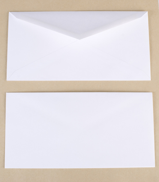 Gros plan des enveloppes blanches
. - Photo, image