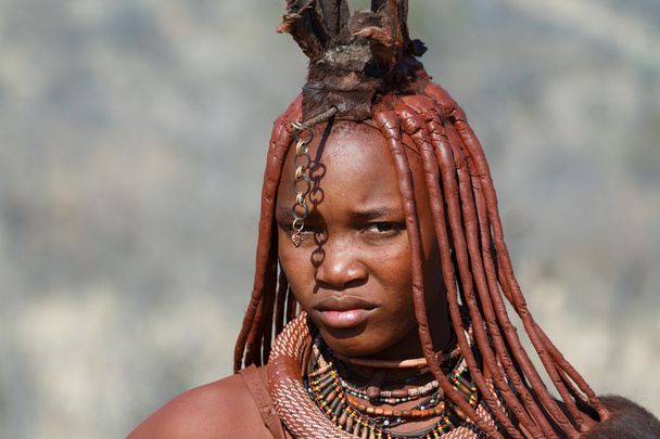 Himbák nő, a nyak, a falu dísz - Fotó, kép