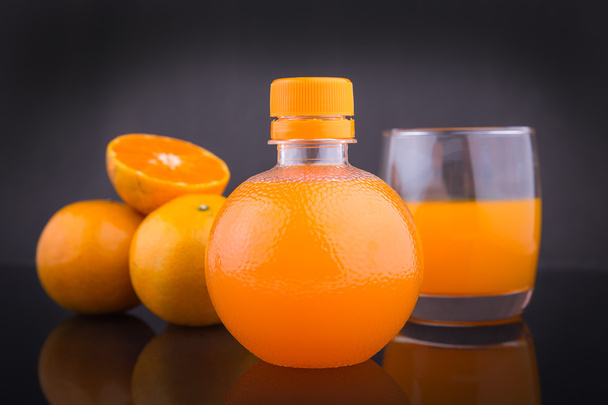 group of oranges fruits with Orange juice - Foto, Imagem