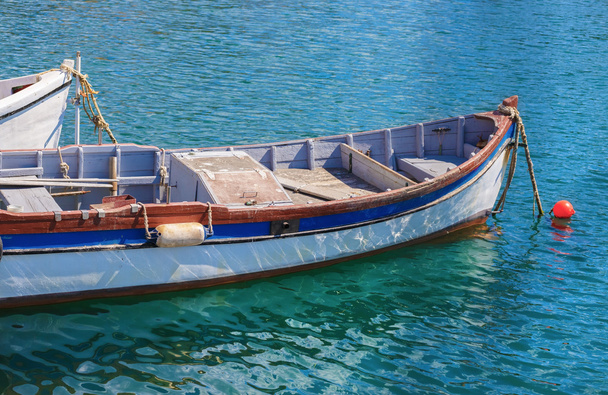 Vieux bateaux à rames
 - Photo, image