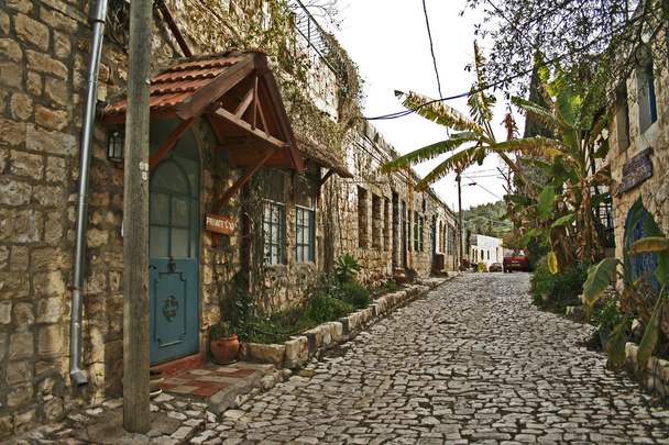 Rua na cidade velha Rosh Pina.Formato horisontal.Israel
 - Foto, Imagem
