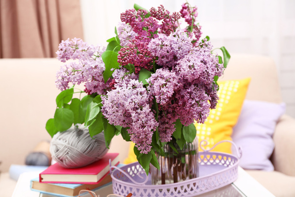 Beautiful lilac flowers in vase - Fotografie, Obrázek