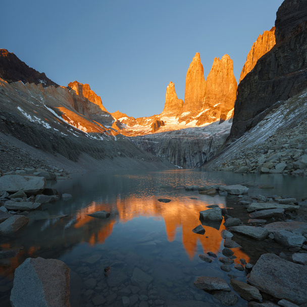 Türme bei Sonnenaufgang, Nationalpark torres del paine, patago - Foto, Bild