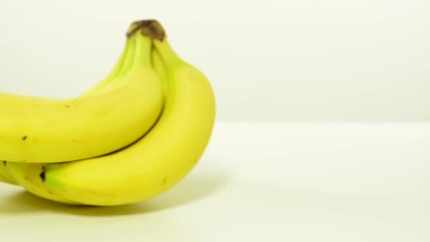 frutas - plátanos - estudio de fondo blanco
 - Metraje, vídeo