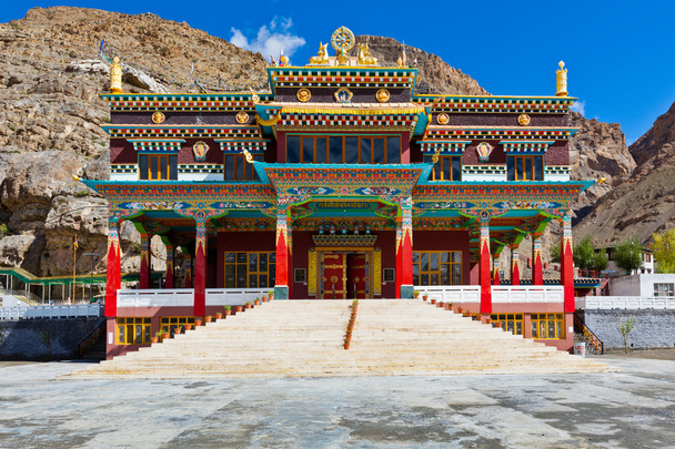 Mosteiro budista em Kaza, Spiti Valley
 - Foto, Imagem