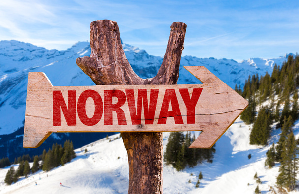 ノルウェーの木製看板 - 写真・画像