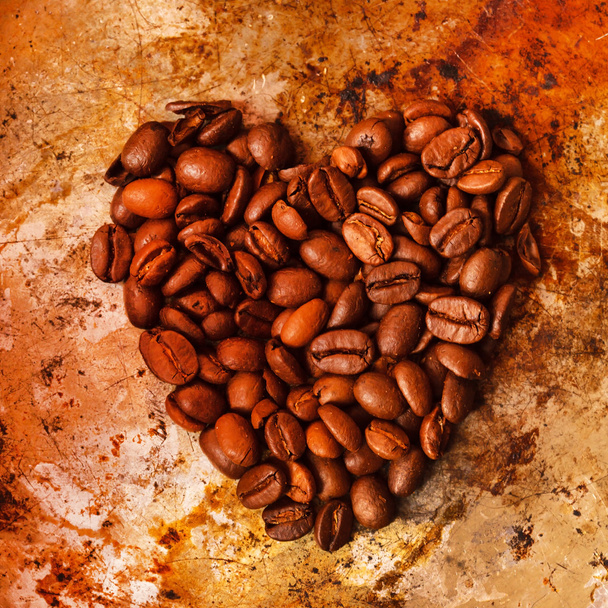 Heart made from coffee beans - Zdjęcie, obraz