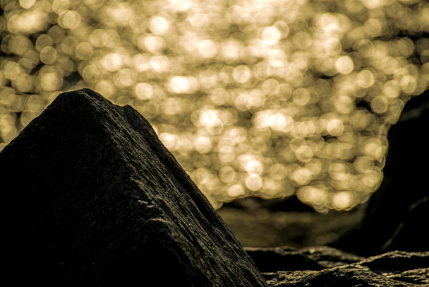 Auringonnousu meren yllä - Valokuva, kuva