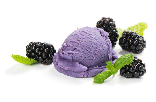 Blackberry ice cream - Foto, afbeelding