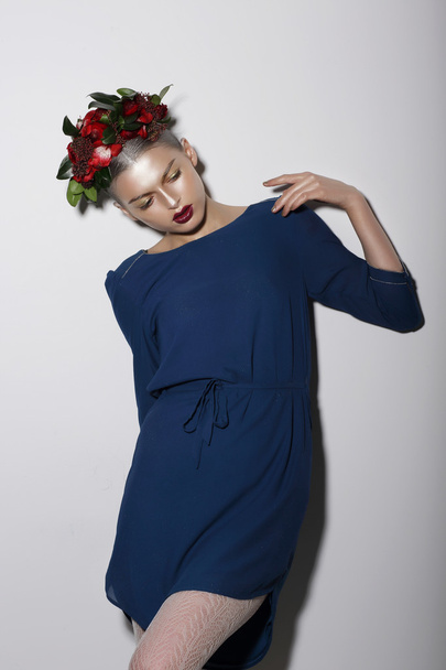 Stylized Fashion Model with Flowers - Zdjęcie, obraz