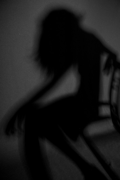 Sombra humana - Tráfico de pessoas
 - Foto, Imagem