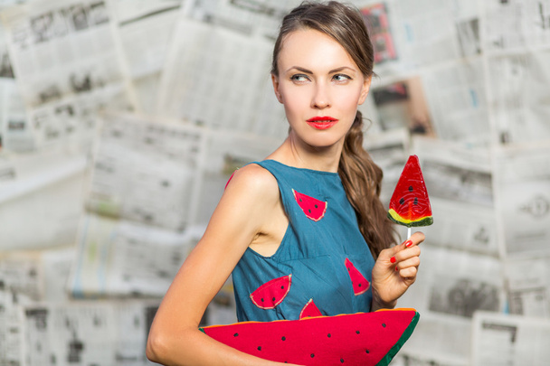 Watermelon beauty woman - Foto, Imagen