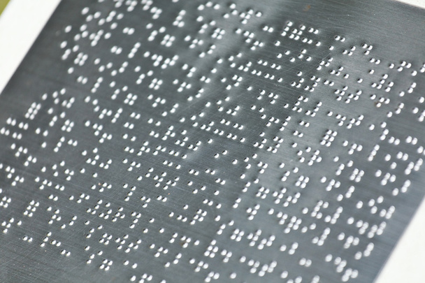 Braille llano
 - Foto, Imagen
