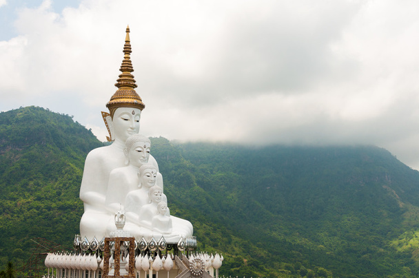 Статуя Будды-реинкарнации
 - Фото, изображение